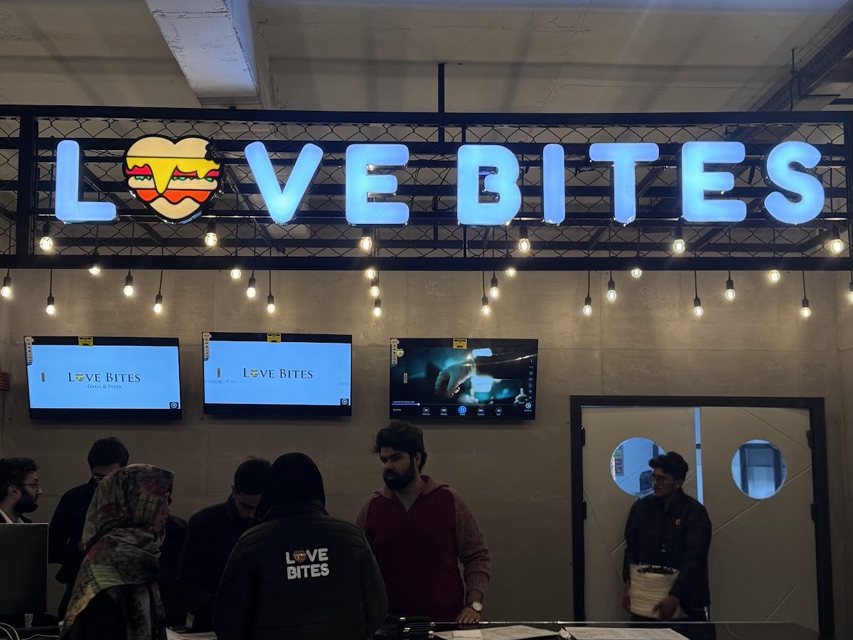 Friday night queue — Love Bites Faisalabad